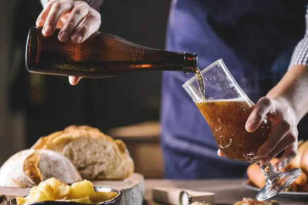 Consejos para elegir la cerveza adecuada según el momento